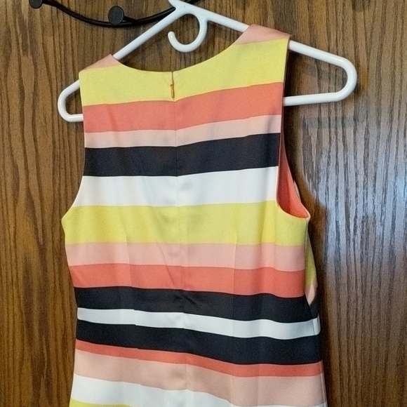 Vince Camuto dress size 4 VGUC - Picture 8 of 9